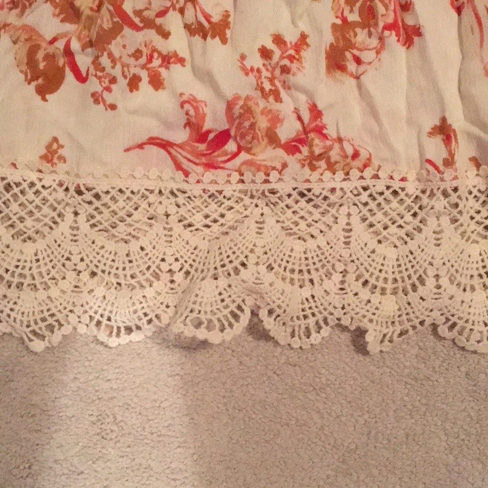 TOP - Picture 2 of 3